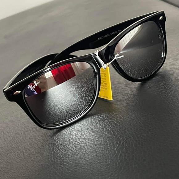 Other - Rayban Wayfarer